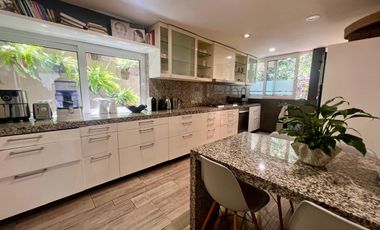 En venta, casa en Lomas Altas, Miguel Hidalgo, Ciudad de México