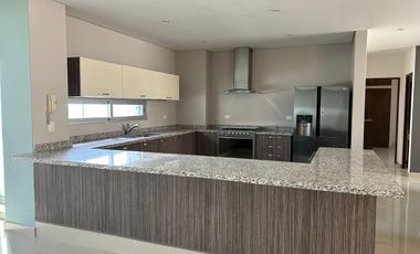 RENTO PENT HOUSE EN VISTA DEL ARTE ZONA ANGELÓPOLIS PARQUE DEL ARTE $22,000 CON 2 RECÁMARAS Y ROOF GARDEN PRIVADO