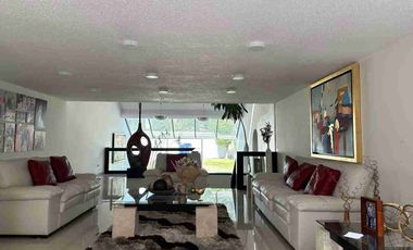 Casa en venta en Lomas de Valle Escondido