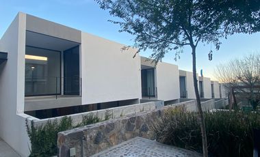 Casa moderna en renta en La Arbide