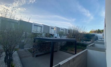 Casa moderna en renta en La Arbide