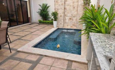 VENTA CASA moderna con piscina