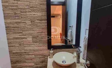 VENTA CASA- EXCELENTES ACABADOS