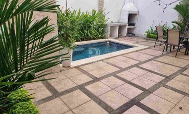 VENTA CASA- EXCELENTES ACABADOS