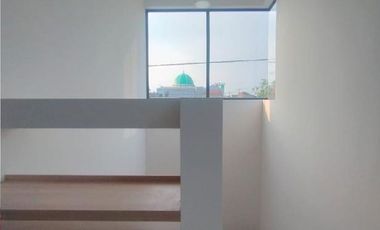 Rumah BARU dan CANTIK perpaduan Industrial Desain dan Tropical Modern di Riung sayap Margahayu Raya Metro Bandung dijual