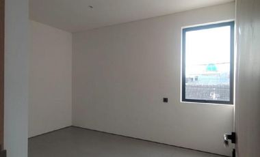 Rumah BARU dan CANTIK perpaduan Industrial Desain dan Tropical Modern di Riung sayap Margahayu Raya Metro Bandung dijual