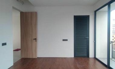 Rumah BARU dan CANTIK perpaduan Industrial Desain dan Tropical Modern di Riung sayap Margahayu Raya Metro Bandung dijual