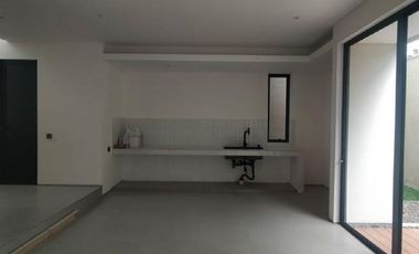 Rumah BARU dan CANTIK perpaduan Industrial Desain dan Tropical Modern di Riung sayap Margahayu Raya Metro Bandung dijual