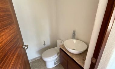 HERMOSA VILLA RESIDENCIAL EN PREVENTA CON ACABADOS DE LUJO