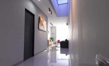 Dijual Cepat Rumah Bangunan Mandiri di Kencana Loka BSD