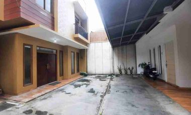 DI SEWAKAN/ DI JUAL RUMAH TOWN HOUSE SIAGA PEJATEN BARAT