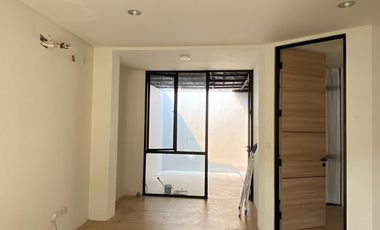 Disewakan Murah Rumah di Cendana Icon Lippo Karawaci