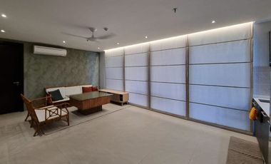 Grand Veranda a Stylish Condo with Breathtaking Balcony Views