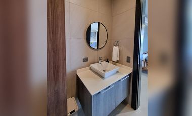 Grand Veranda a Stylish Condo with Breathtaking Balcony Views