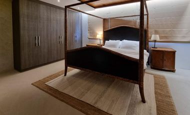 Grand Veranda a Stylish Condo with Breathtaking Balcony Views