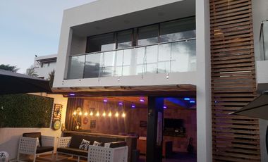 Amplia casa en venta sector Nayón Bajo a 10 minutos de Cumbayá