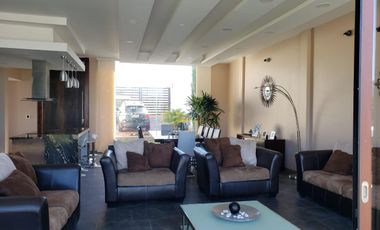 Amplia casa en venta sector Nayón Bajo a 10 minutos de Cumbayá