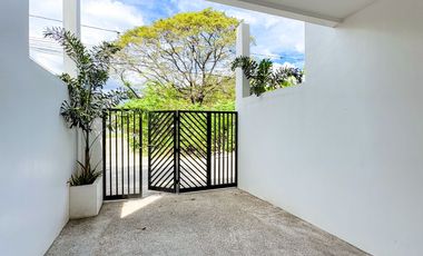 Elegantly Design Modern TownHouse For Sale in Town and Country Bacoor Cavite