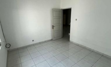 Dikontrakan Rumah 2 Lantai di Tengah Kota Jogja Kondisi Bagus