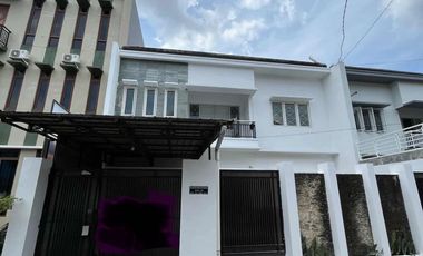 Dikontrakan Rumah 2 Lantai di Tengah Kota Jogja Kondisi Bagus