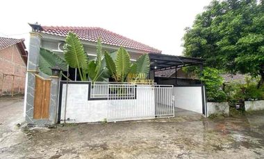VILLA MURAH DENGAN PRIVATE POOL DI SLEMAN,DEKAT PIAT UGM