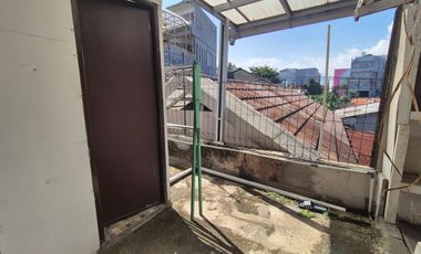 DIJUAL RUMAH NYAMAN & LUAS CIMAHI TENGAH