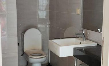 Rumah Green Lake Hook DiJual/Disewa Harga Murah Siap Huni Sudah Renovasi Jakarta Barat