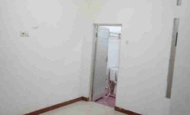 Rumah 2 1/2 Lantai di Pondok Kelapa Jakarta Timur