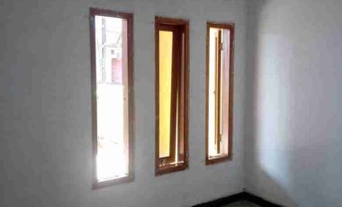 Rumah 2 1/2 Lantai di Pondok Kelapa Jakarta Timur