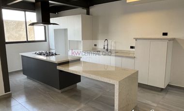 CASA ESTILO INDUSTRIAL MODERNO TIPO LOFT | $3,718,000 | EXCLUSIVO FRACC TARAY | QUERETARO