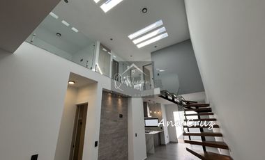 CASA DE AUTOR ESTILO MODERNISTA | $3,490,000 | CAPITAL SUR | COTO PRIVADO | QUERETARO