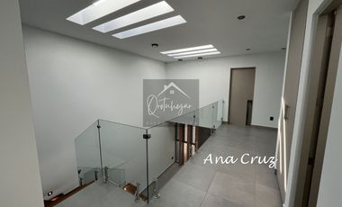 CASA DE AUTOR ESTILO MODERNISTA | $3,490,000 | CAPITAL SUR | COTO PRIVADO | QUERETARO
