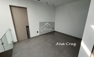 CASA DE AUTOR ESTILO MODERNISTA | $3,490,000 | CAPITAL SUR | COTO PRIVADO | QUERETARO