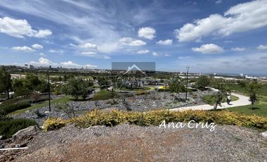 CASA DE AUTOR ESTILO MODERNISTA | $3,490,000 | CAPITAL SUR | COTO PRIVADO | QUERETARO