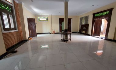 DIJUAL CEPAT RUMAH DEKAT KANTOR GUBERNUR YOGYAKARTA DAN MALIOBORO