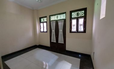 DIJUAL CEPAT RUMAH DEKAT KANTOR GUBERNUR YOGYAKARTA DAN MALIOBORO