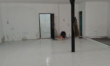 Rumah Tua Angke Strategis Jakarta Barat