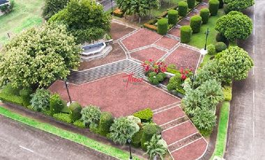 LUXURY FRENCH MODERN CORNER HOUSE & LOT – SOUTH FORBES, CAVITE