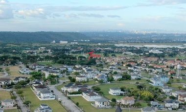 LUXURY FRENCH MODERN CORNER HOUSE & LOT – SOUTH FORBES, CAVITE