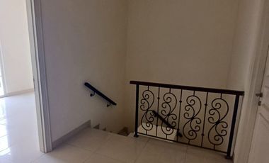 Disewa Rumah 2 Lantai AC 4 Siap Huni Green Lake Cluster Europe Jakarta Barat