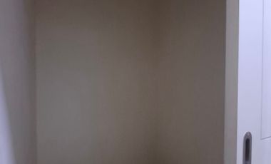 Disewa Rumah 2 Lantai AC 4 Siap Huni Green Lake Cluster Europe Jakarta Barat