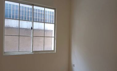 Disewa Rumah 2 Lantai AC 4 Siap Huni Green Lake Cluster Europe Jakarta Barat