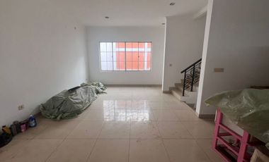 Rumah Green Lake Dijual Harga Murah Siap Huni Dibawah Pasaran Jakarta Barat