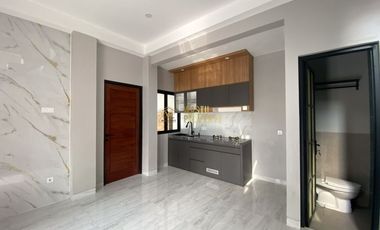 RUMAH 2 LANTAI ONE GATE & FULLY FURNISH DEKAT BANDARA NYIA