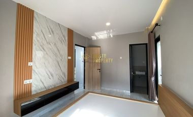 RUMAH 2 LANTAI ONE GATE & FULLY FURNISH DEKAT BANDARA NYIA