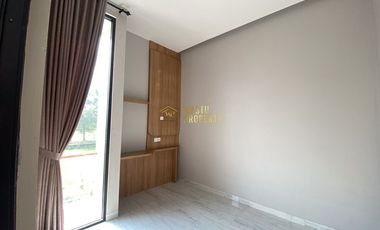 RUMAH 2 LANTAI ONE GATE & FULLY FURNISH DEKAT BANDARA NYIA