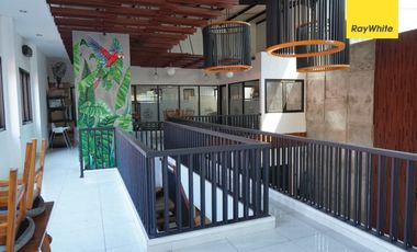 Disewakan Rumah Resto Dijalan Pacar Surabaya