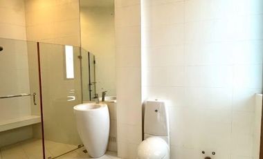 For Rent: 4 Bedroom 4BR House for Rent at East Greenhills Village in Madaluyong City