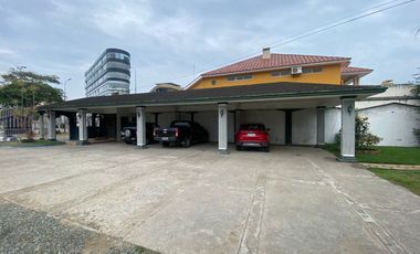 SE ALQUILA SUITE AMOBLADA EN SECTOR UNIORO