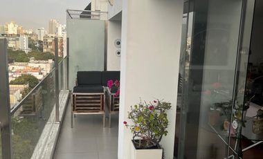 HERMOSO DUPLEX EN MAGDALENA DEL MAR LIMITE CON SAN ISIDRO EN VENTA CON PISCINA GYM SAUNA COCHERAS